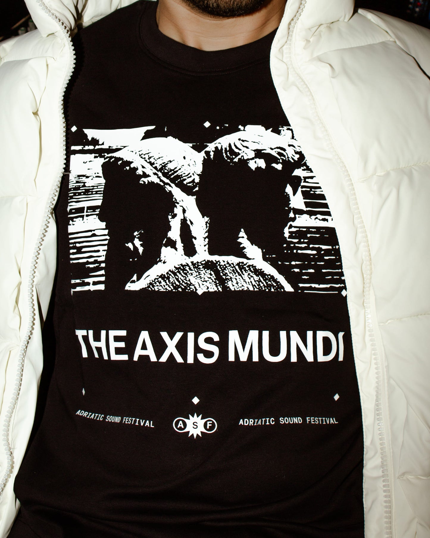 T-SHIRT AXIS MUNDI