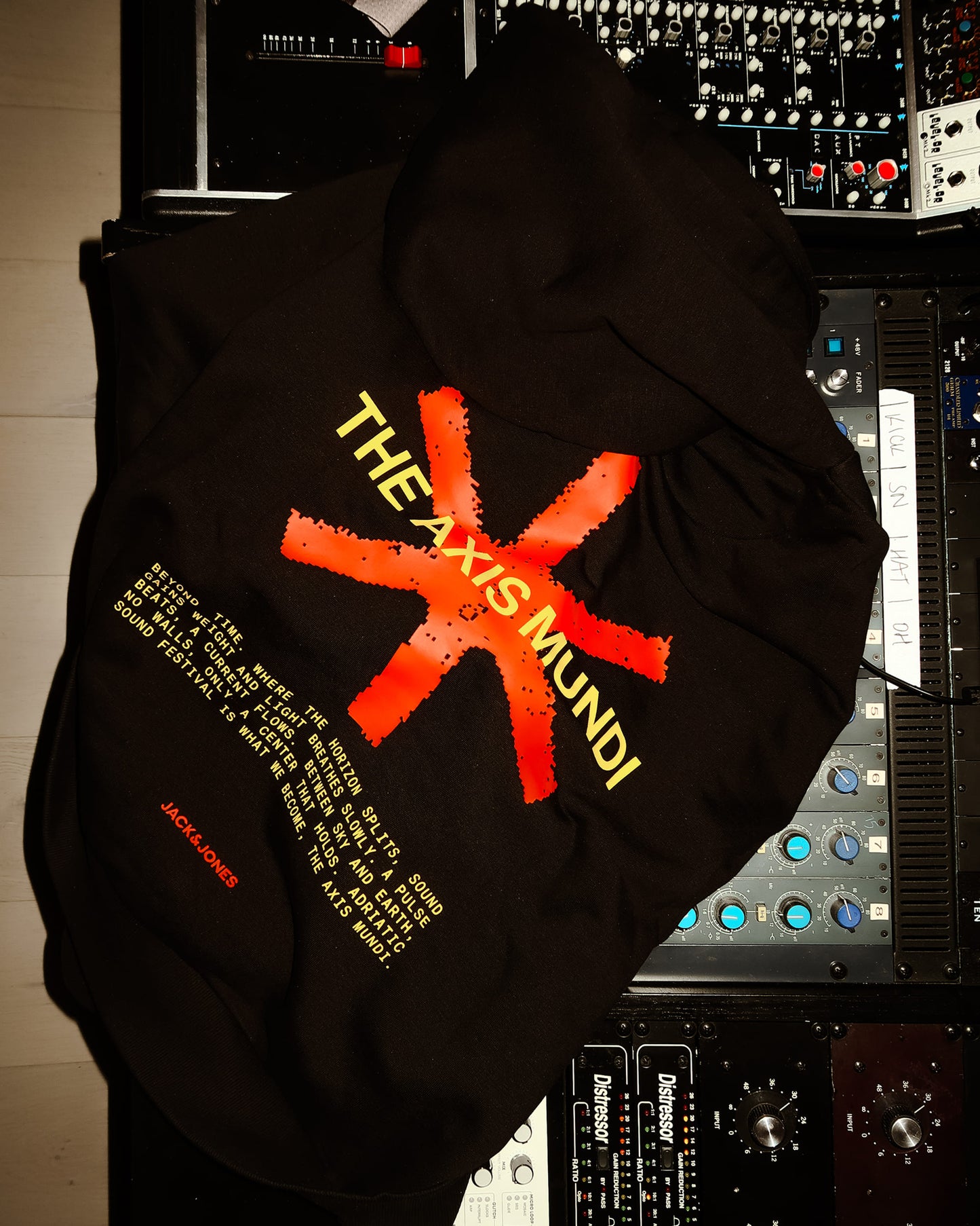 HOODIE